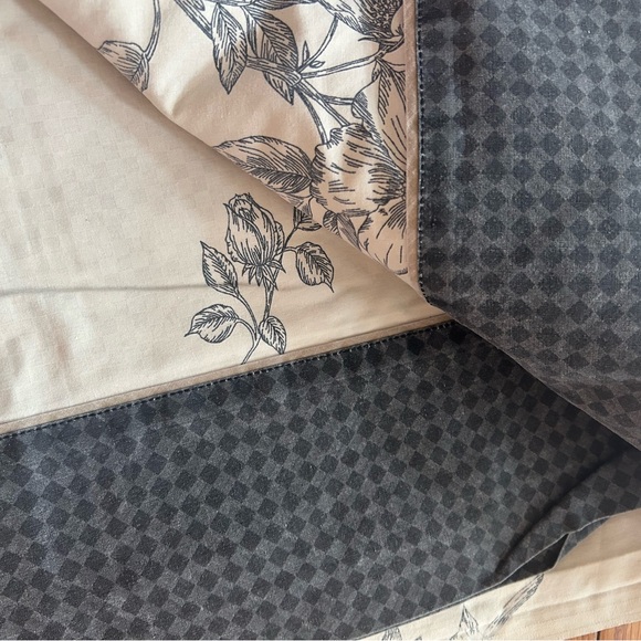 Flat sheet - Picture 4 of 4